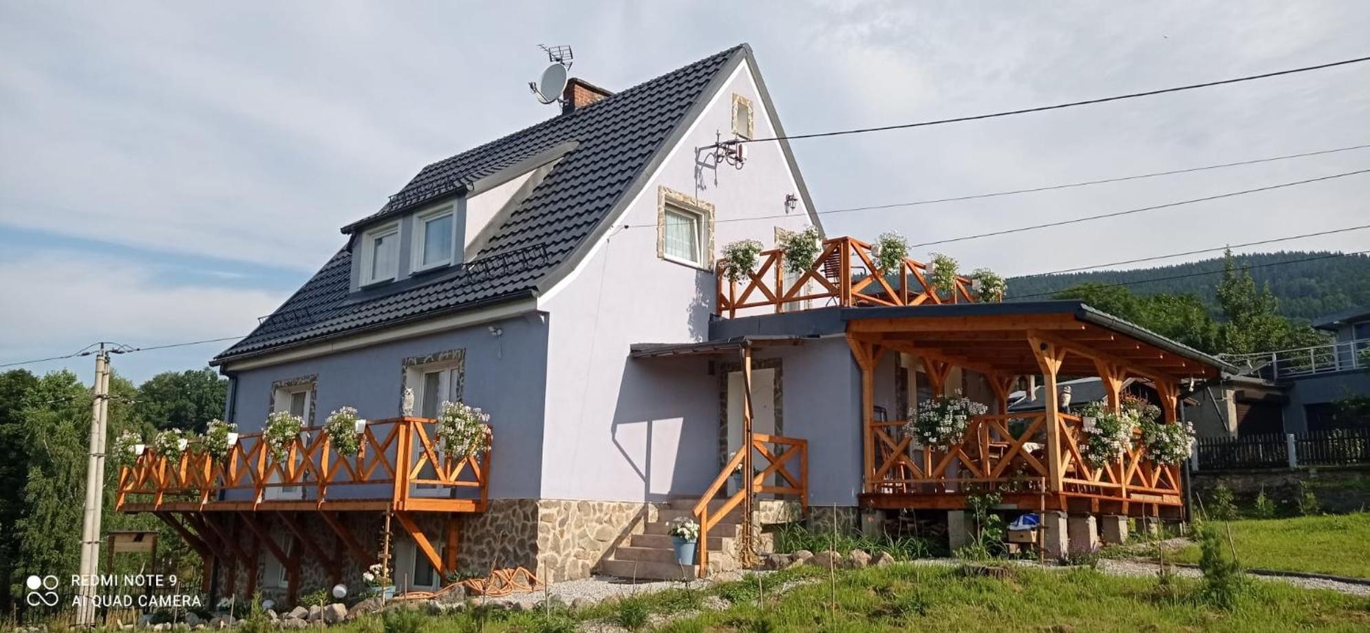 Villa Sowi Dom - Jugów Esterno foto